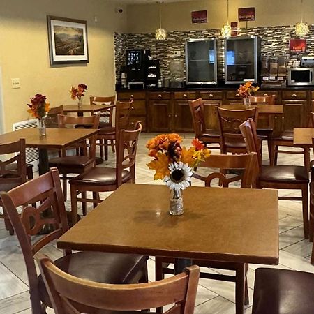 Best Western Plus Hannaford Inn & Suites Kenwood Exterior foto