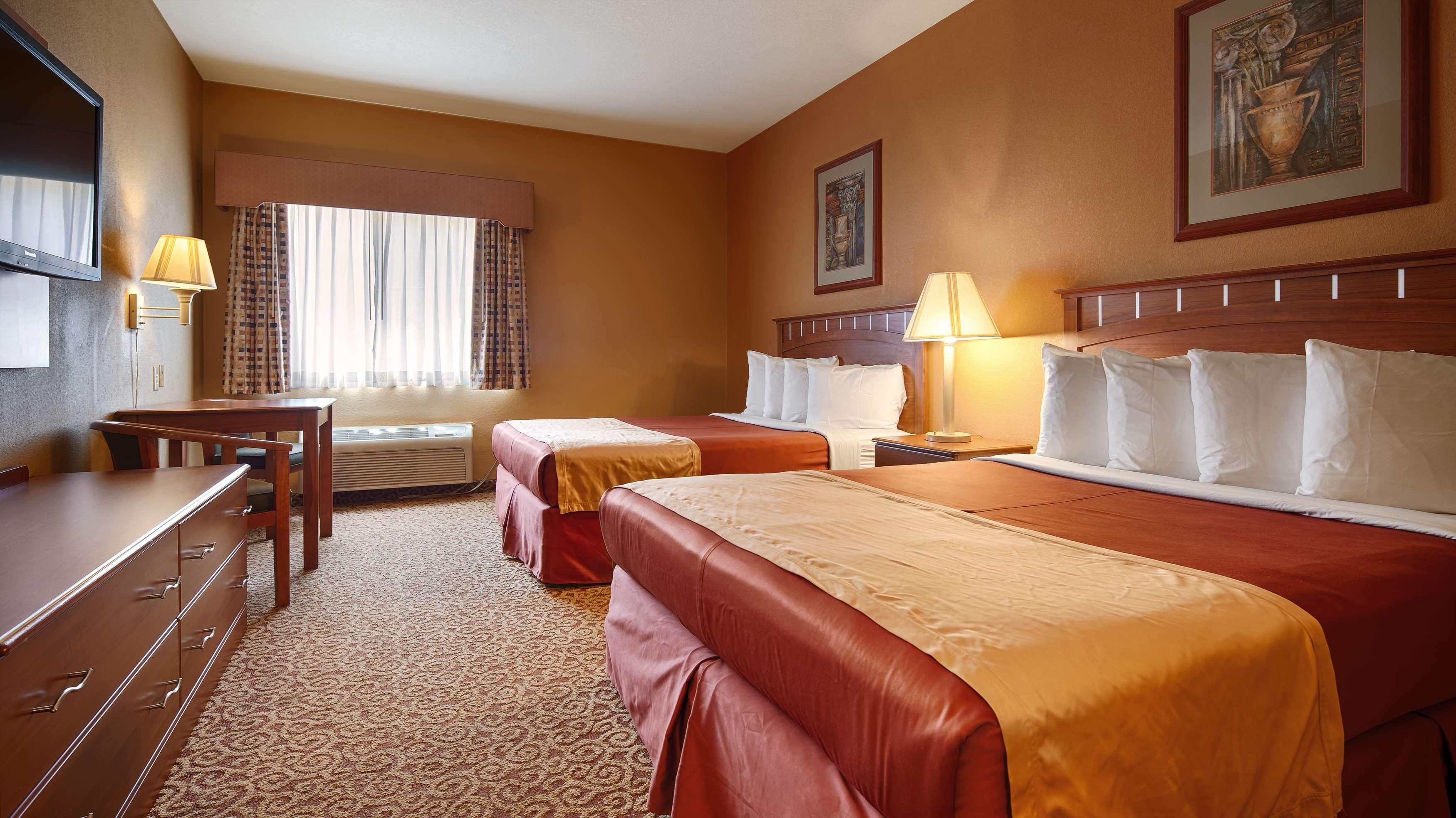 Best Western Plus Hannaford Inn & Suites Kenwood Exterior foto