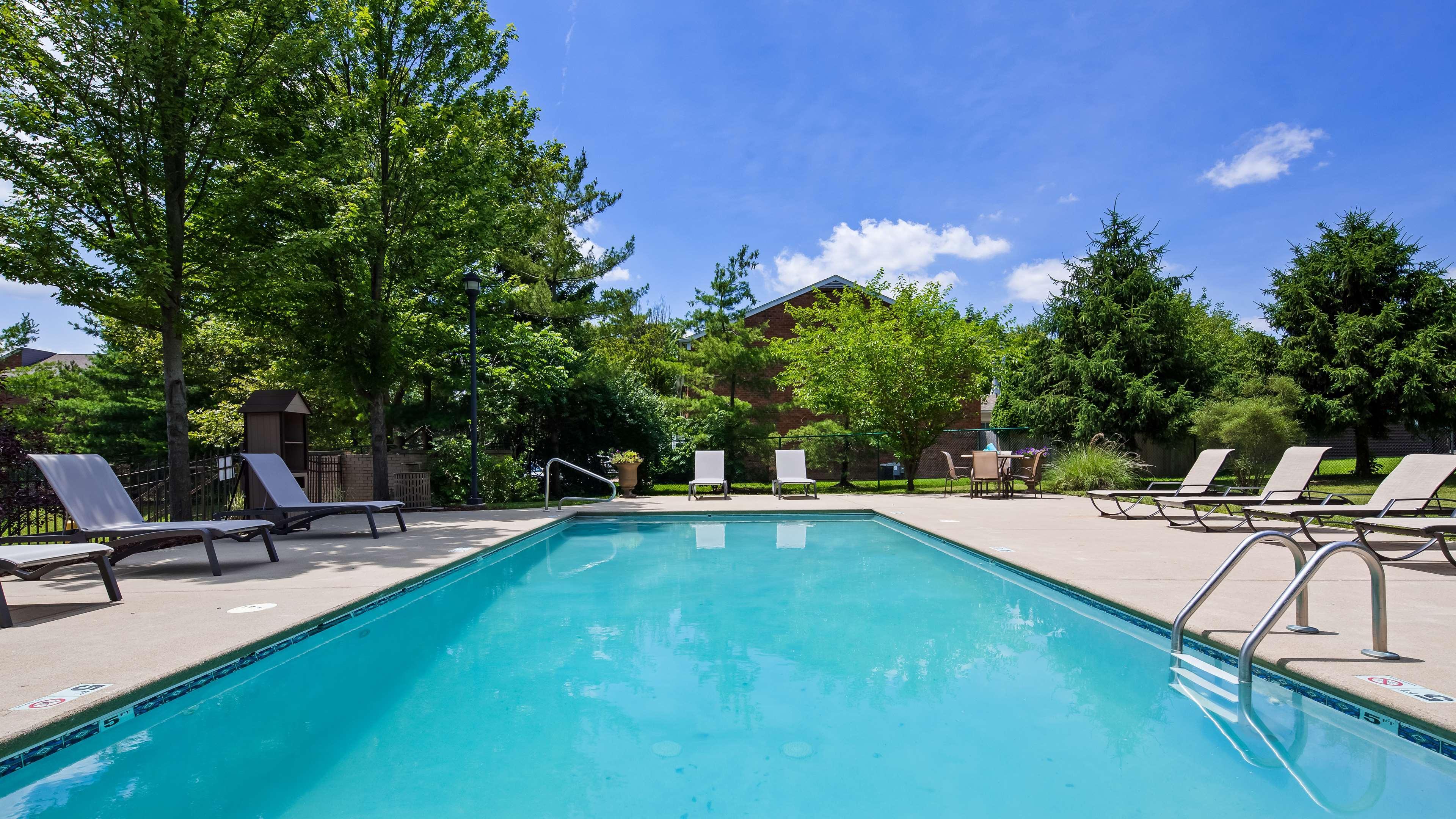 Best Western Plus Hannaford Inn & Suites Kenwood Exterior foto