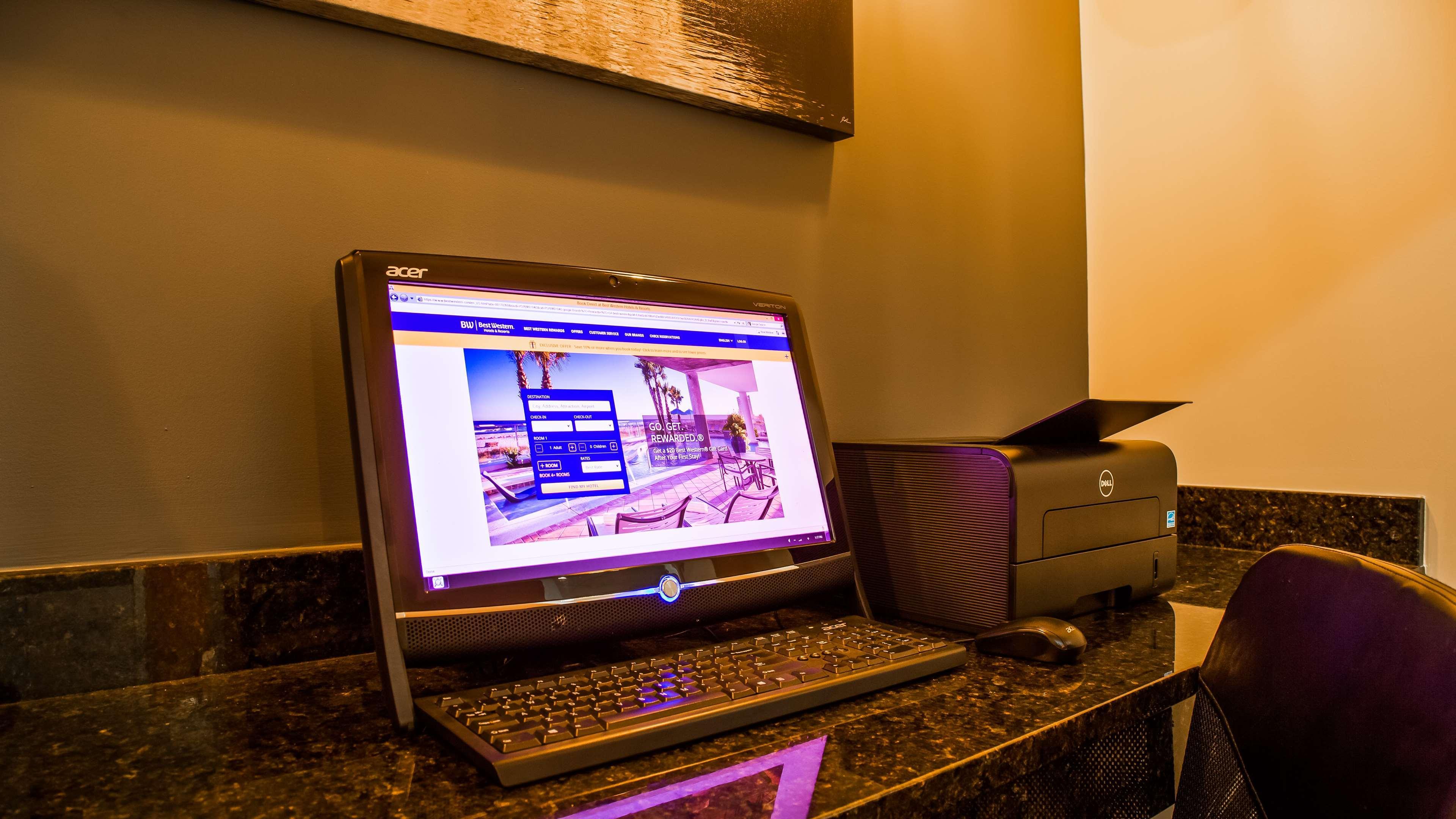 Best Western Plus Hannaford Inn & Suites Kenwood Exterior foto