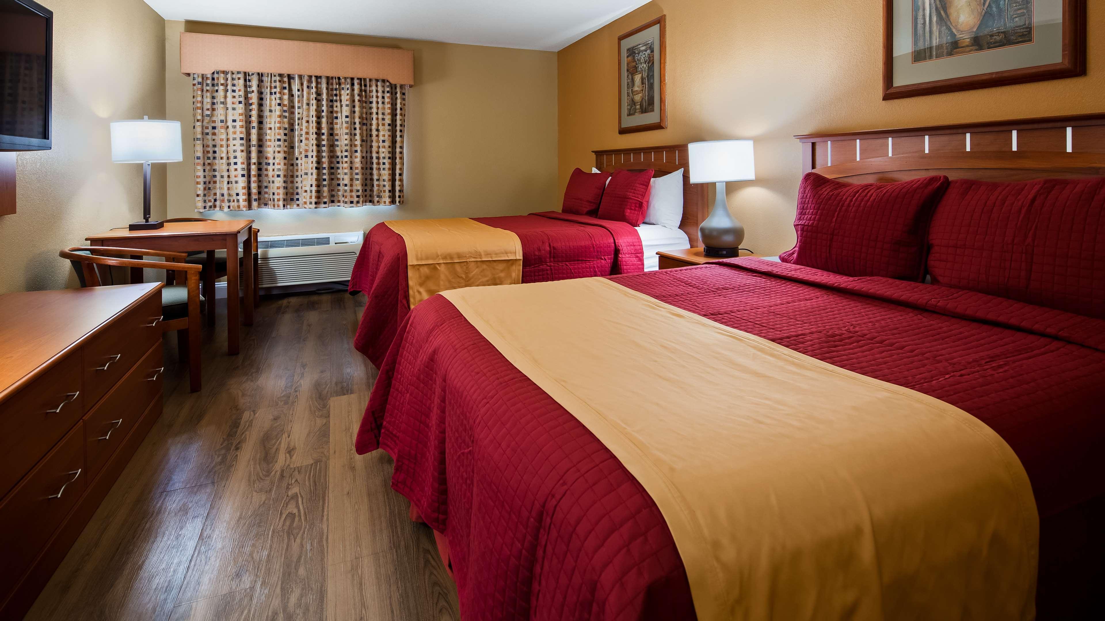 Best Western Plus Hannaford Inn & Suites Kenwood Exterior foto