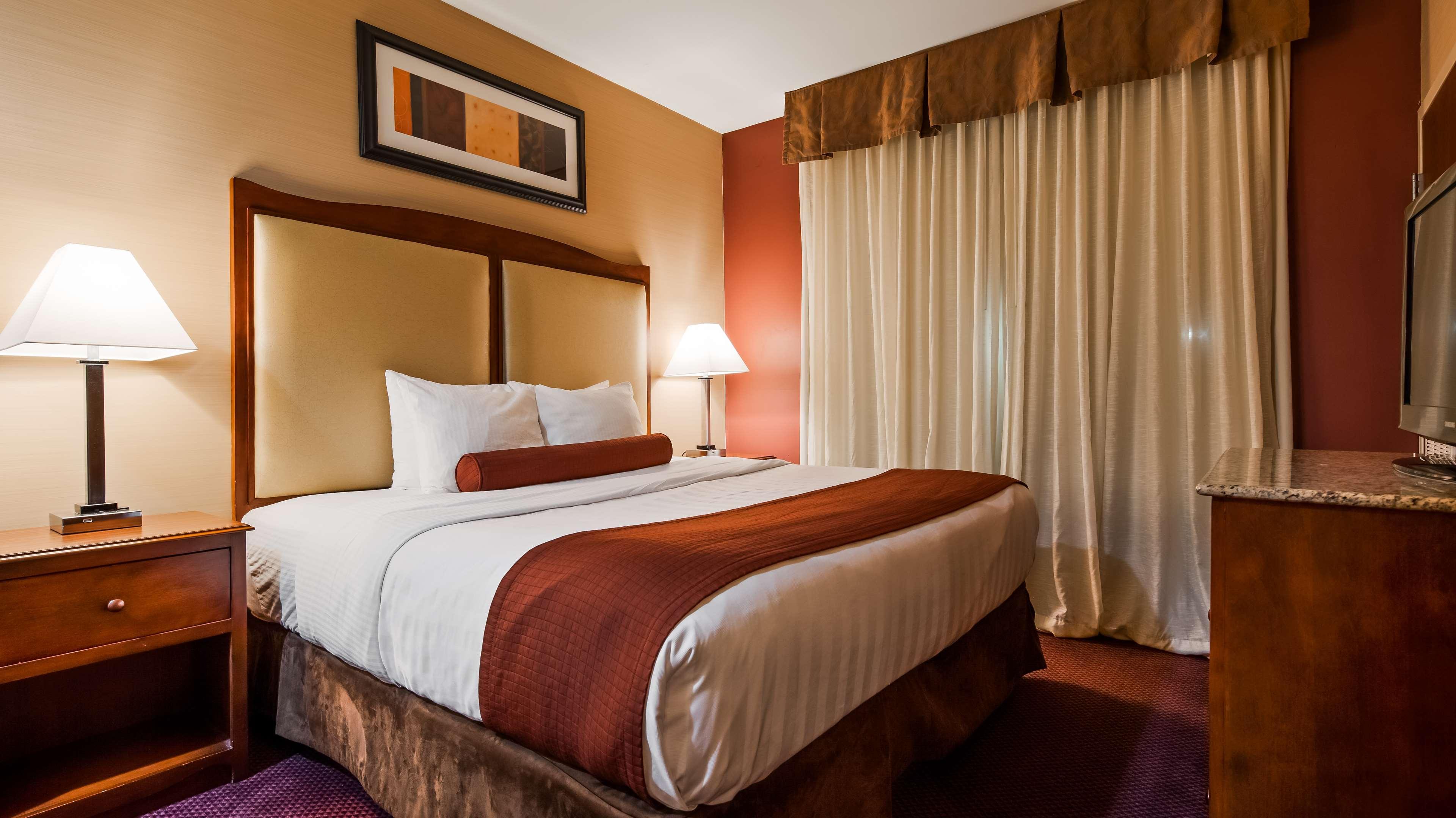 Best Western Plus Hannaford Inn & Suites Kenwood Exterior foto