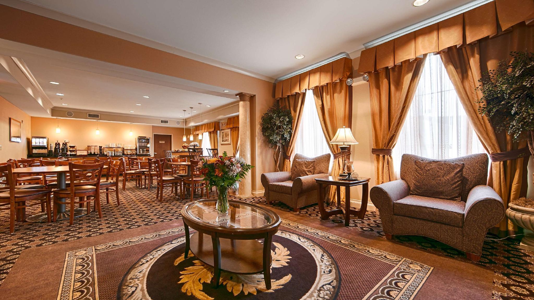 Best Western Plus Hannaford Inn & Suites Kenwood Exterior foto