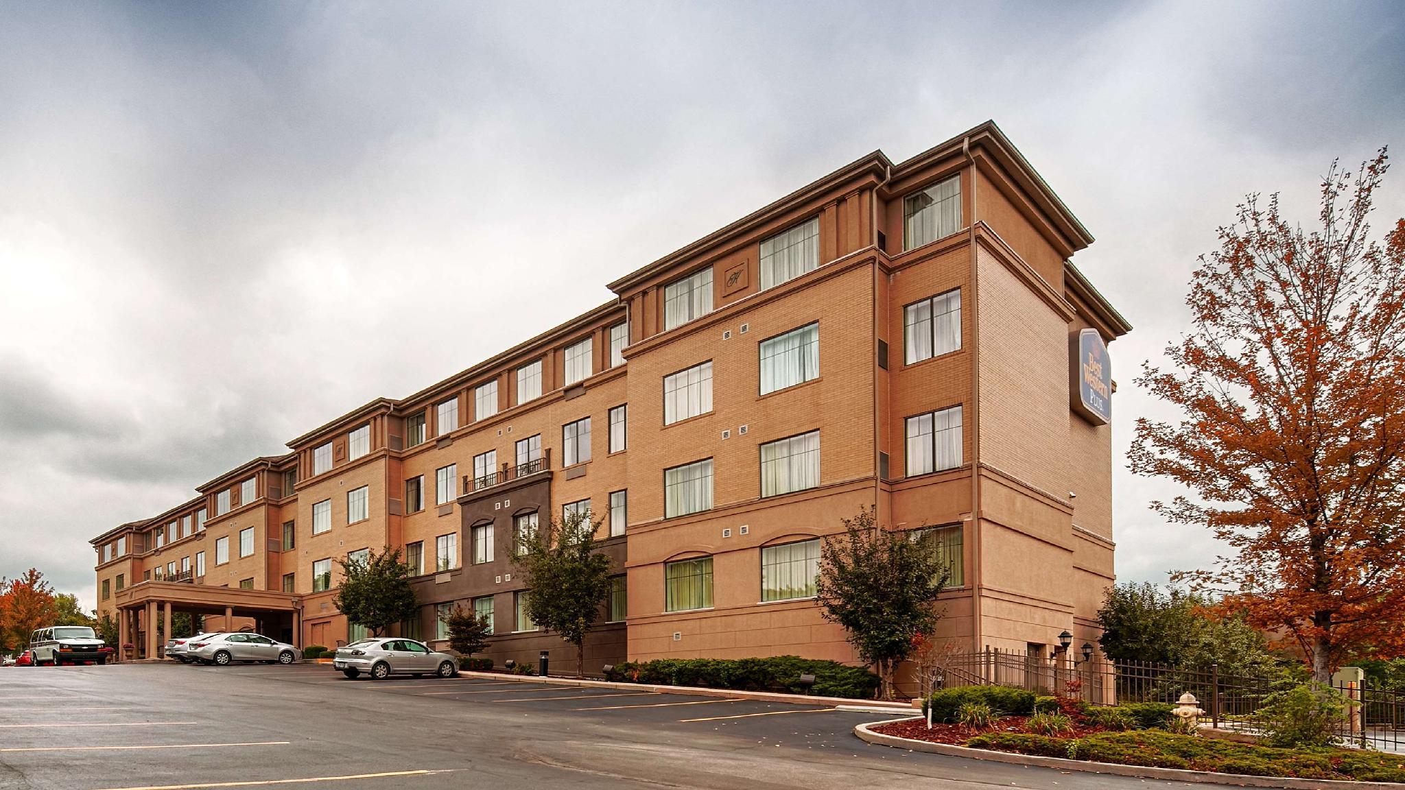 Best Western Plus Hannaford Inn & Suites Kenwood Exterior foto