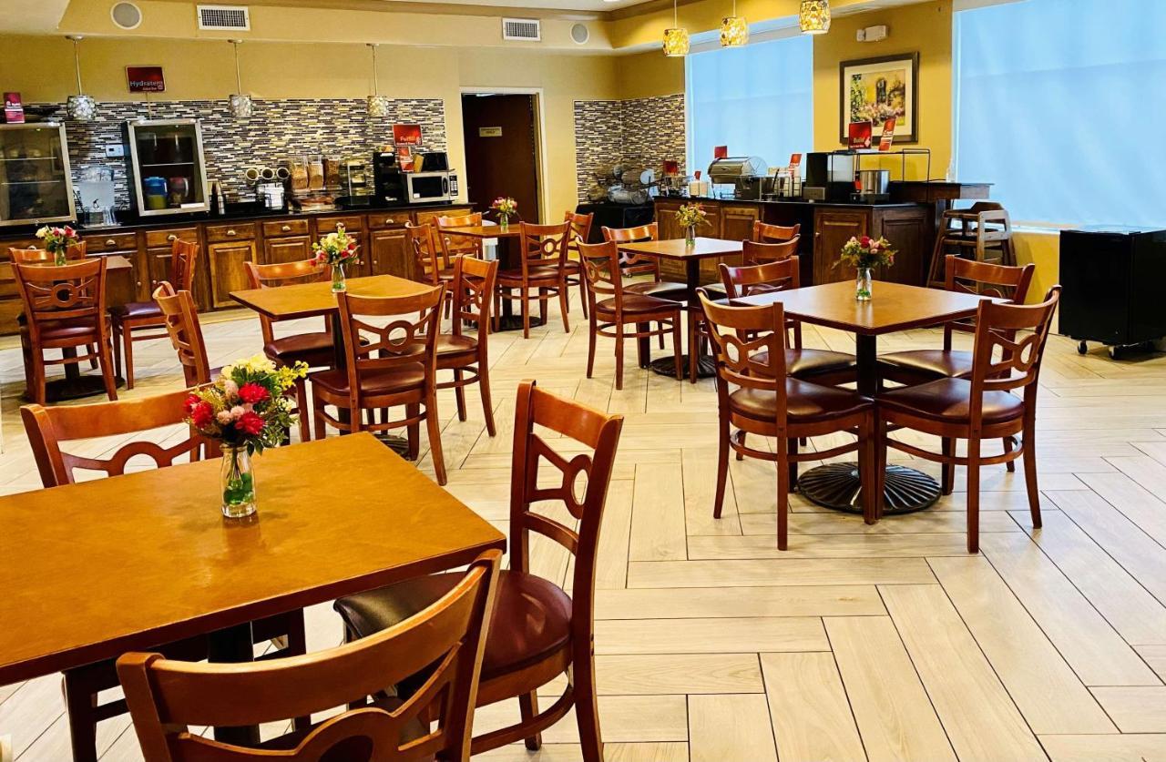 Best Western Plus Hannaford Inn & Suites Kenwood Exterior foto